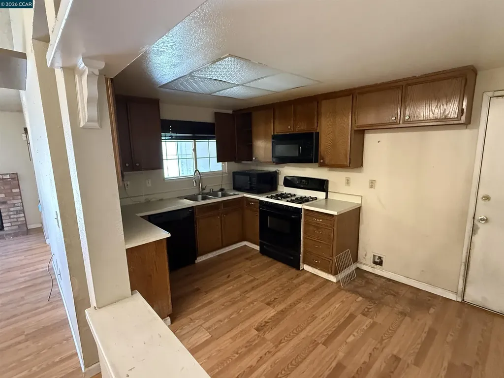 559 Azores Circle Bay Point CA 94565