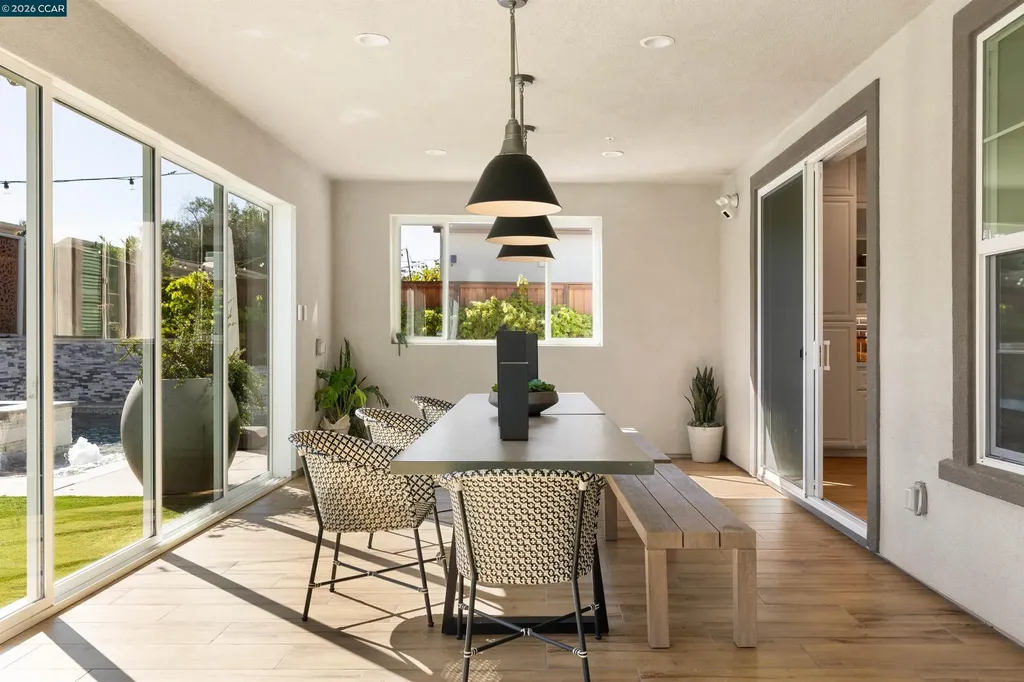 1993 Old Vine Place Brentwood CA 94513