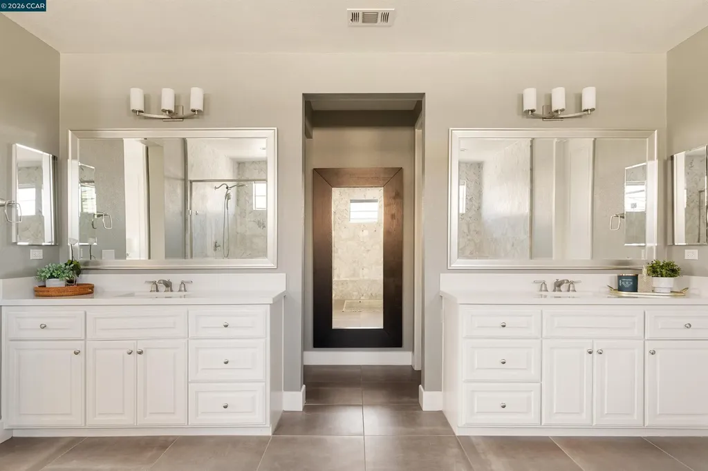 1993 Old Vine Place Brentwood CA 94513