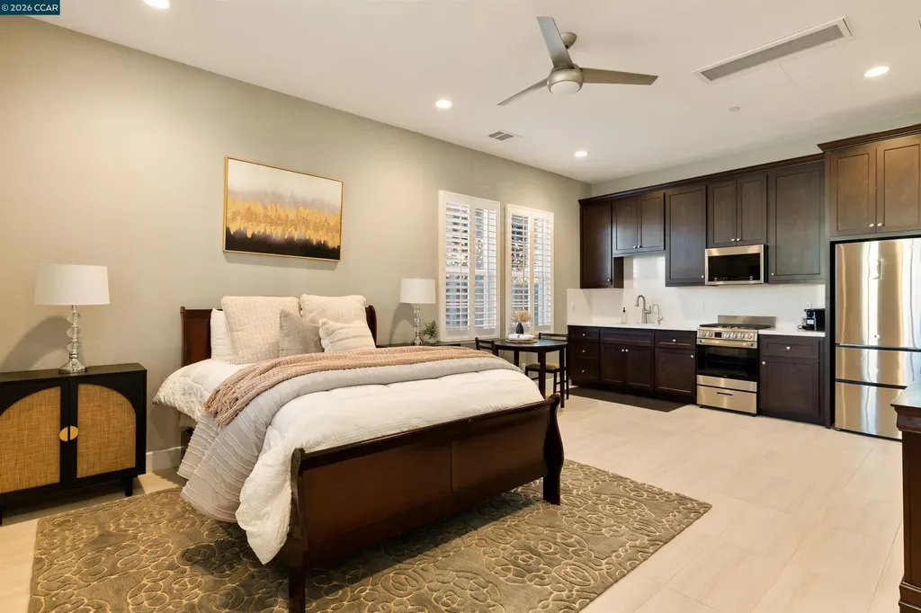1993 Old Vine Place Brentwood CA 94513