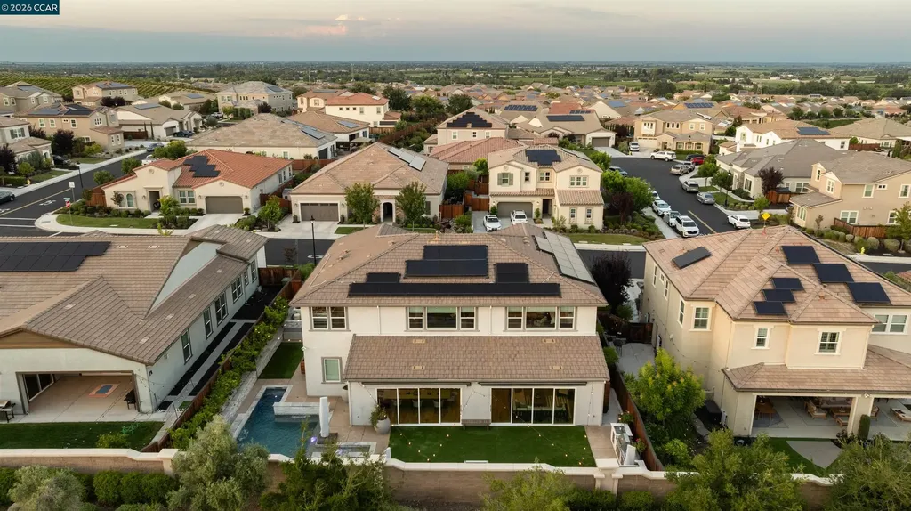 1993 Old Vine Place Brentwood CA 94513