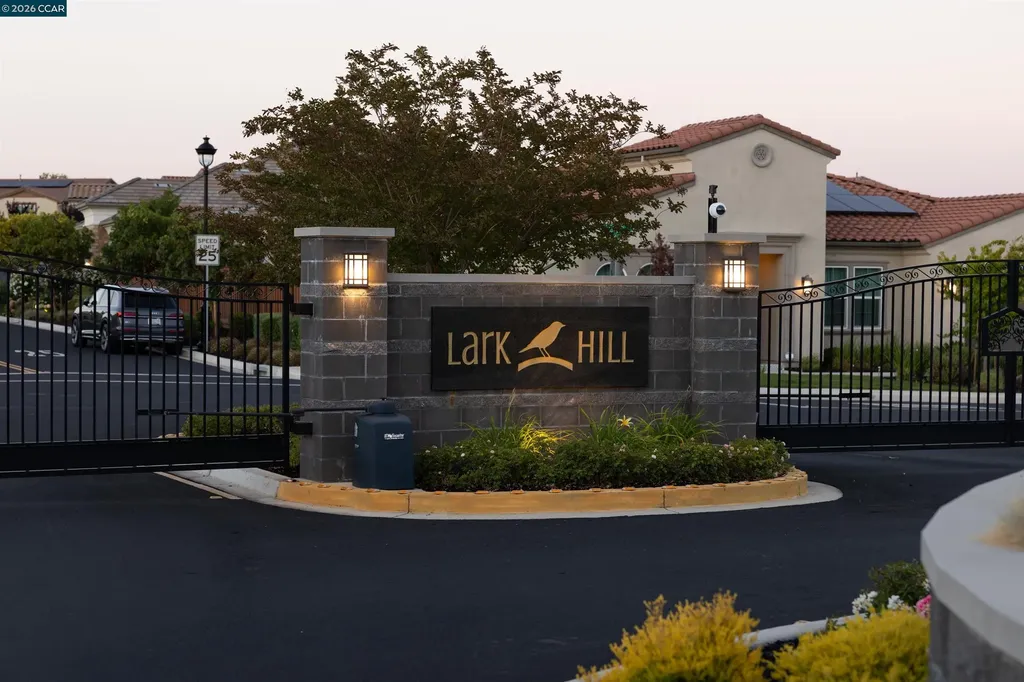 1993 Old Vine Place Brentwood CA 94513