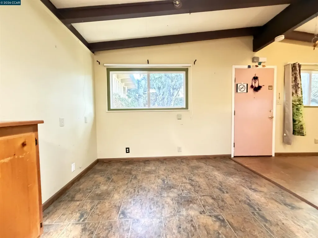 4072 Saint James Drive El Sobrante CA 94803