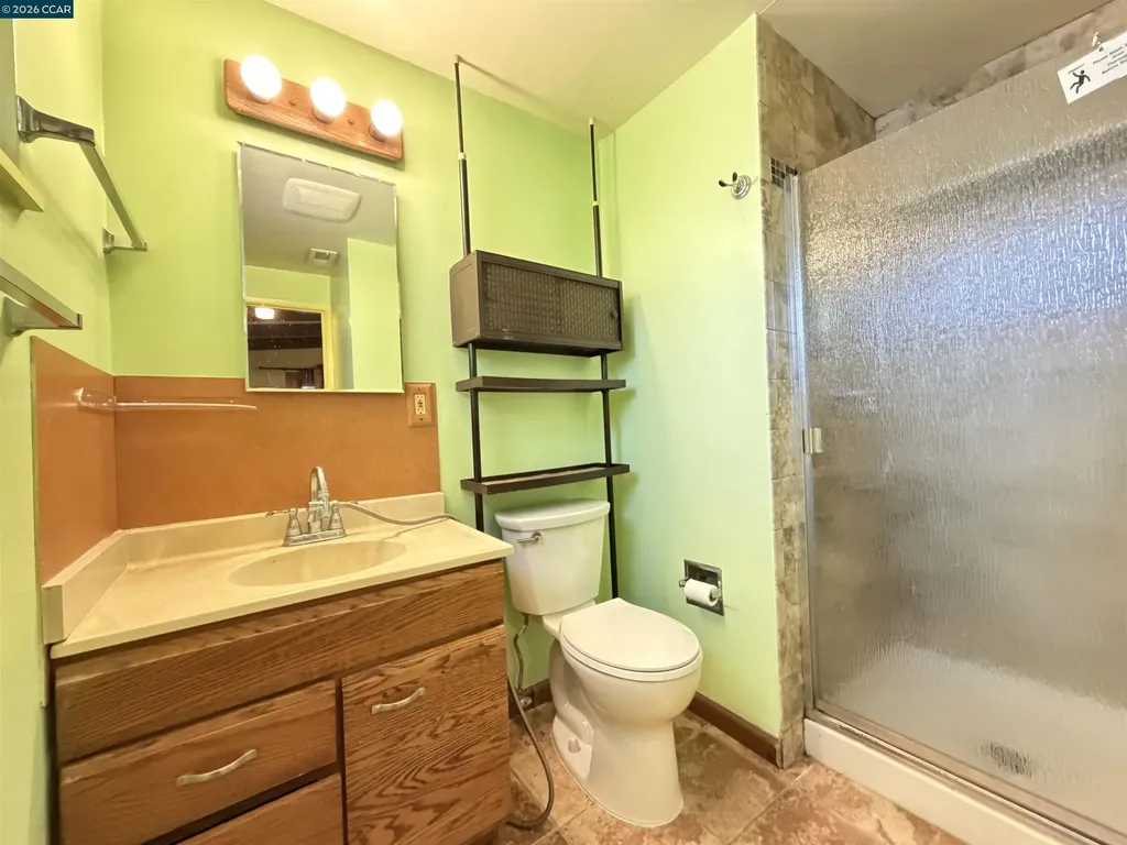 4072 Saint James Drive El Sobrante CA 94803