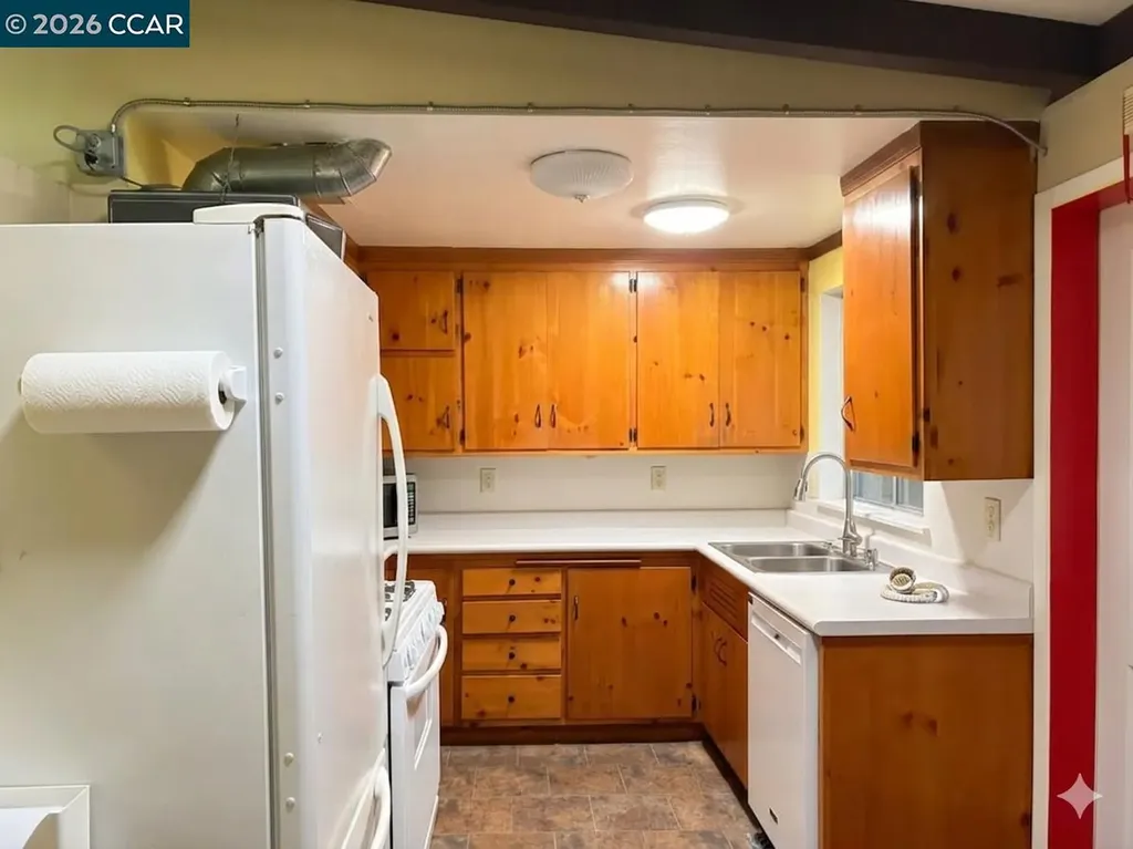 4072 Saint James Drive El Sobrante CA 94803