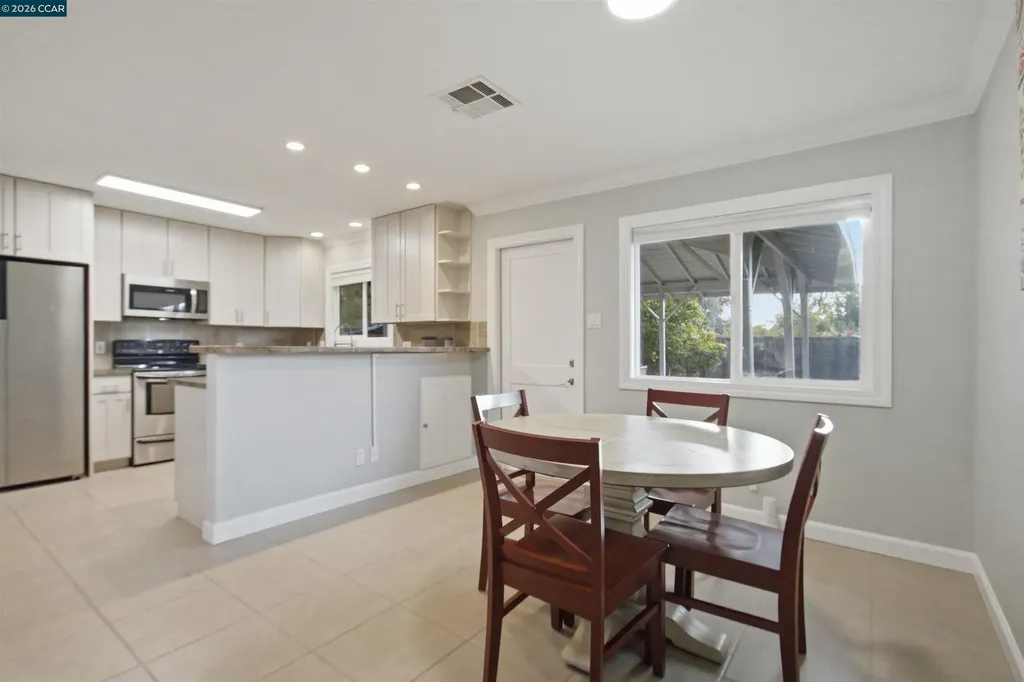 1412 Delaware Drive Concord CA 94521