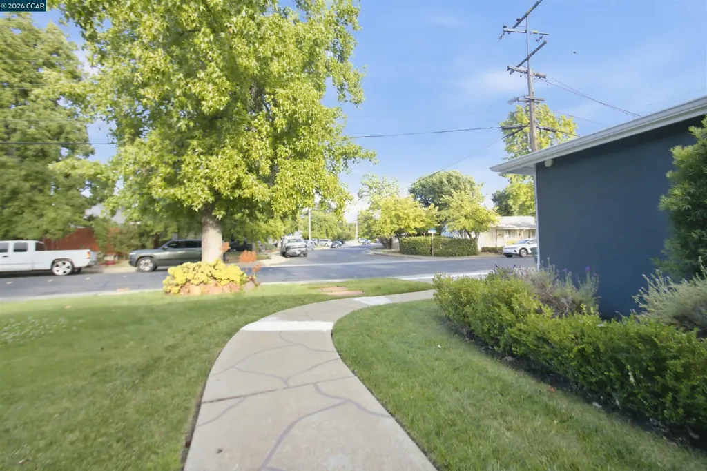1412 Delaware Drive Concord CA 94521