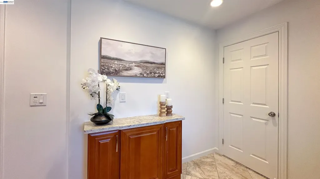 428 Broadmoor Boulevard San Leandro CA 94577