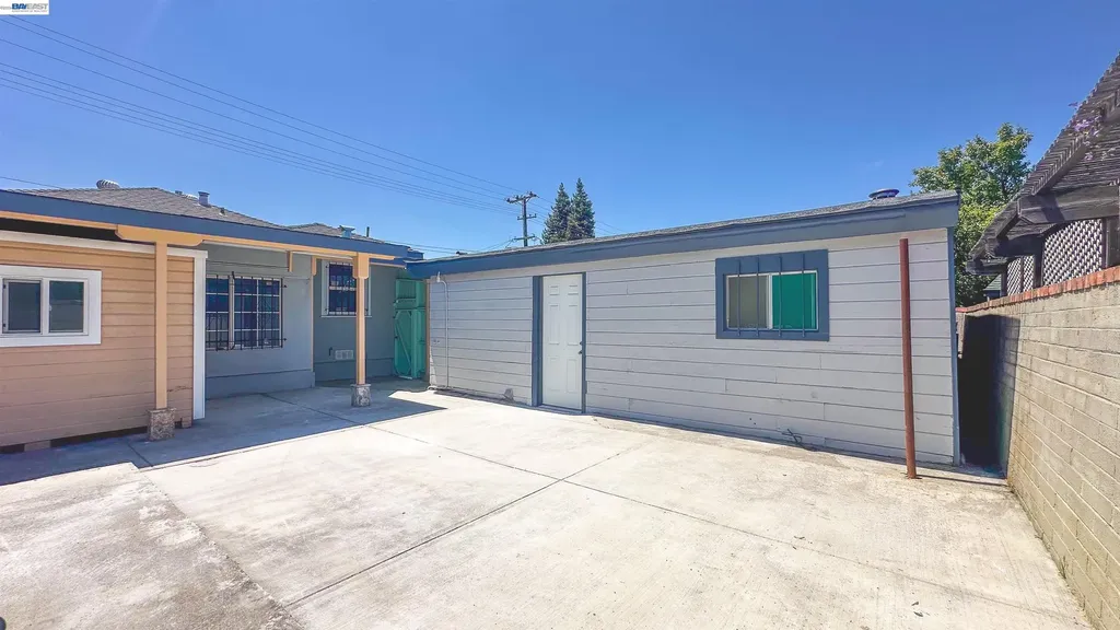 428 Broadmoor Boulevard San Leandro CA 94577
