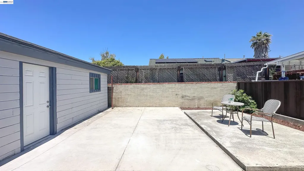 428 Broadmoor Boulevard San Leandro CA 94577
