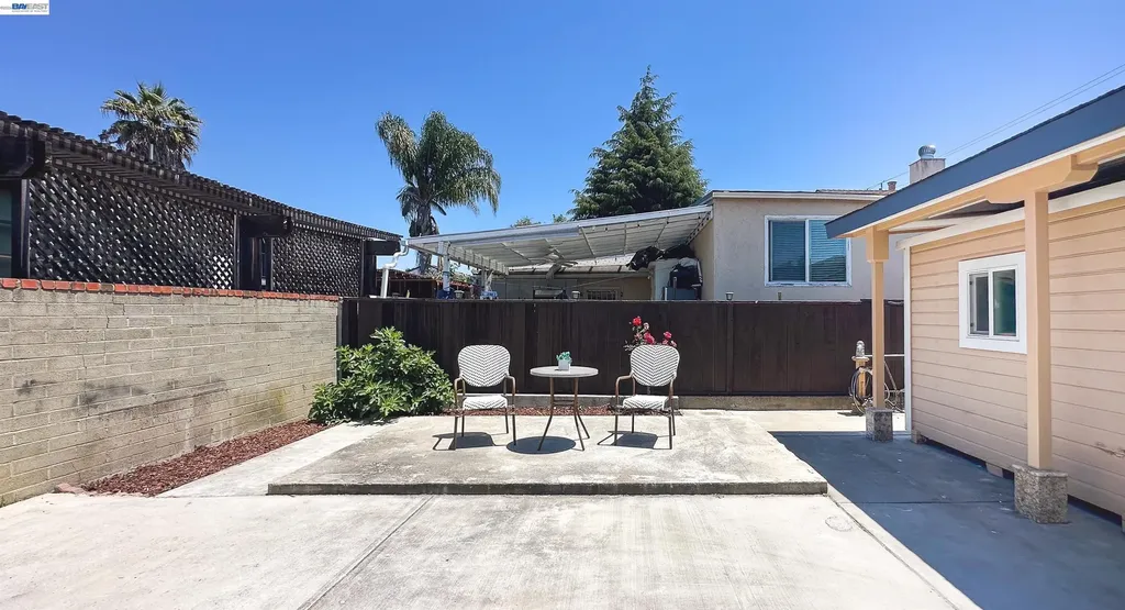 428 Broadmoor Boulevard San Leandro CA 94577