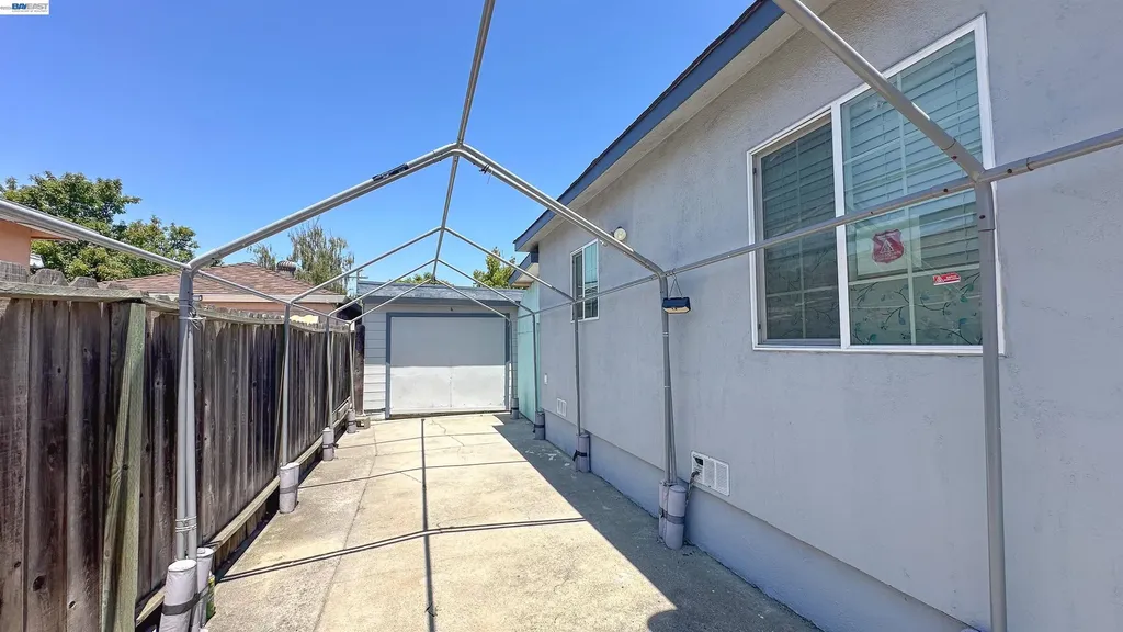428 Broadmoor Boulevard San Leandro CA 94577
