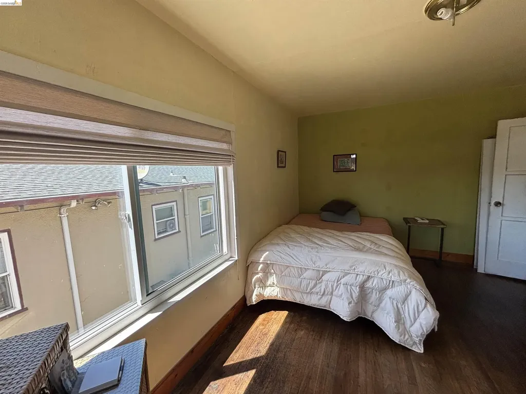 915 39th Street Oakland CA 94608