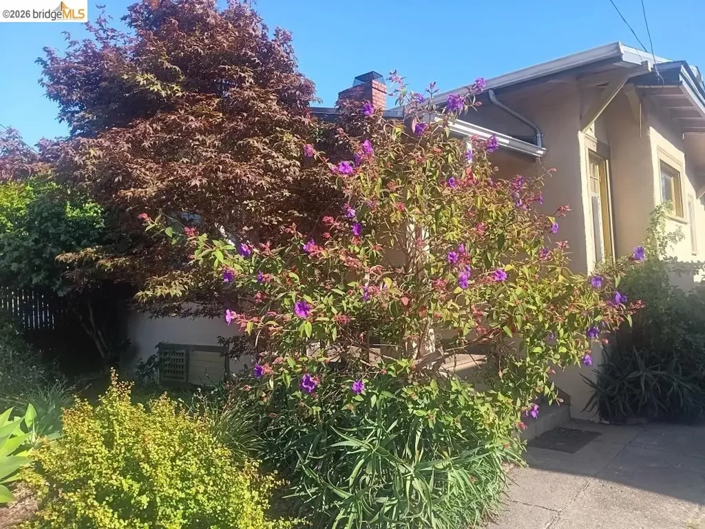915 39th Street Oakland CA 94608