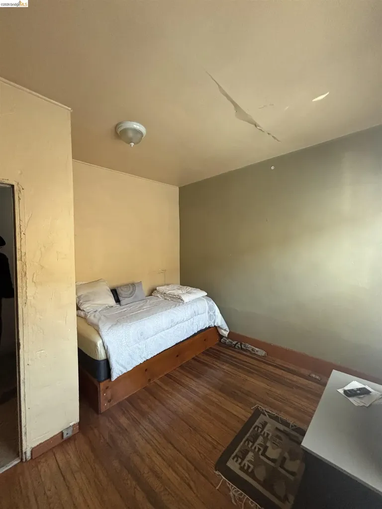 915 39th Street Oakland CA 94608