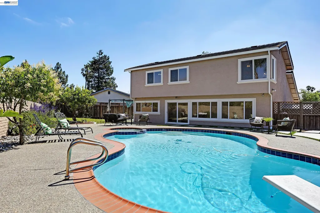 36671 Ponderosa Court Newark CA 94560