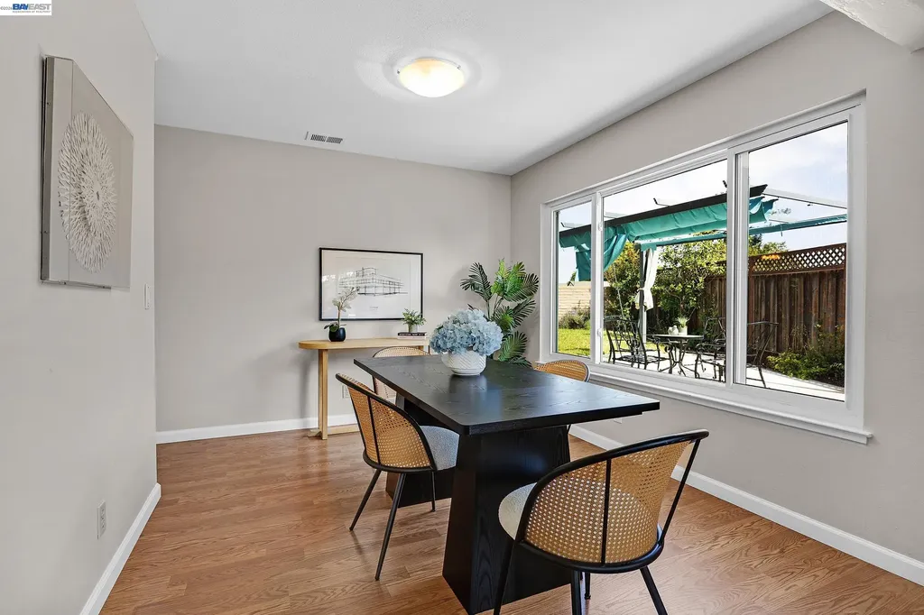 36671 Ponderosa Court Newark CA 94560