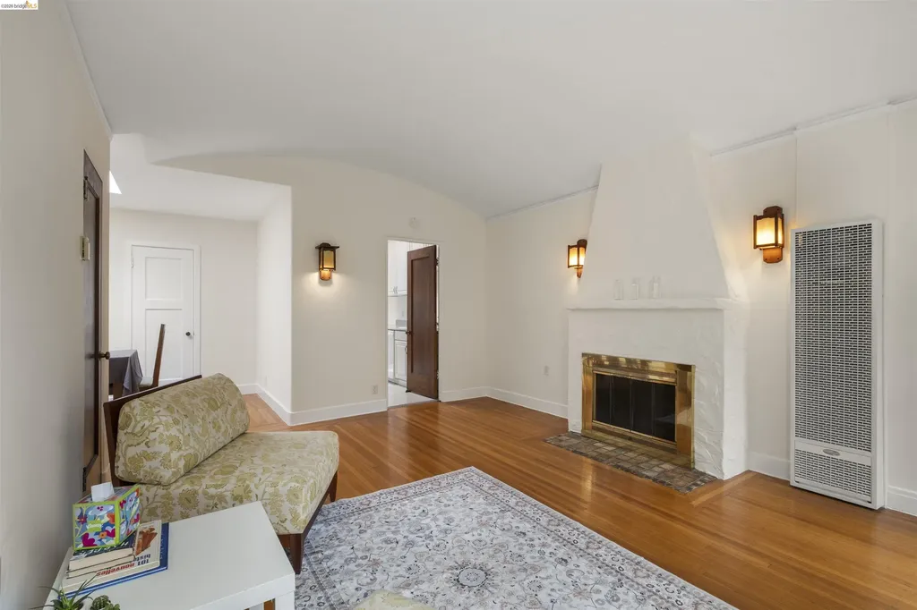 2444 Virginia Berkeley CA 94709