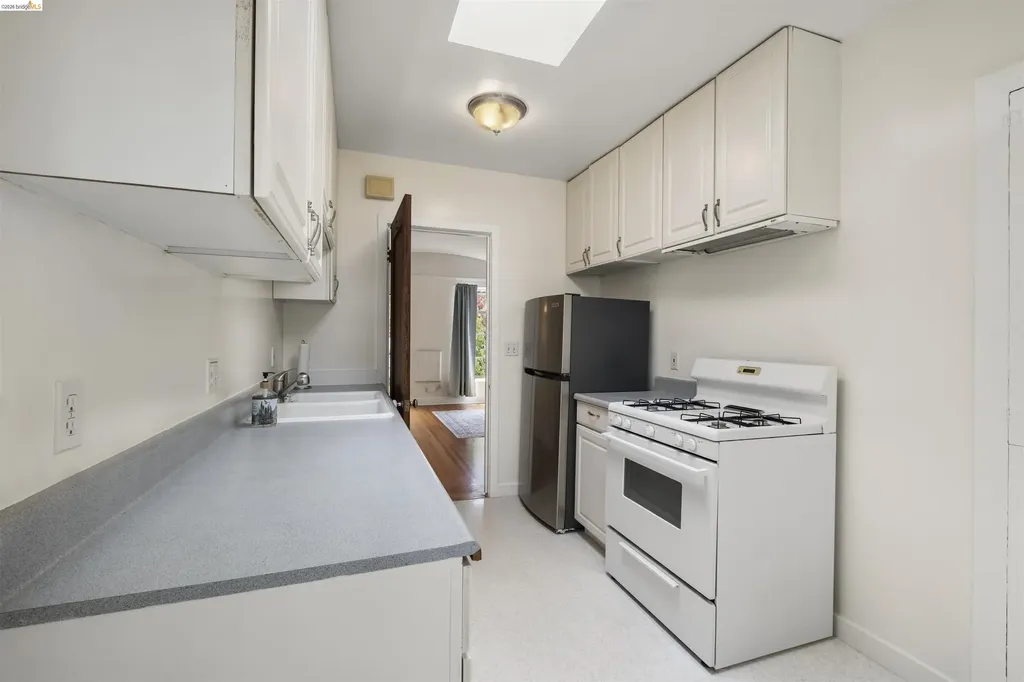 2444 Virginia Berkeley CA 94709