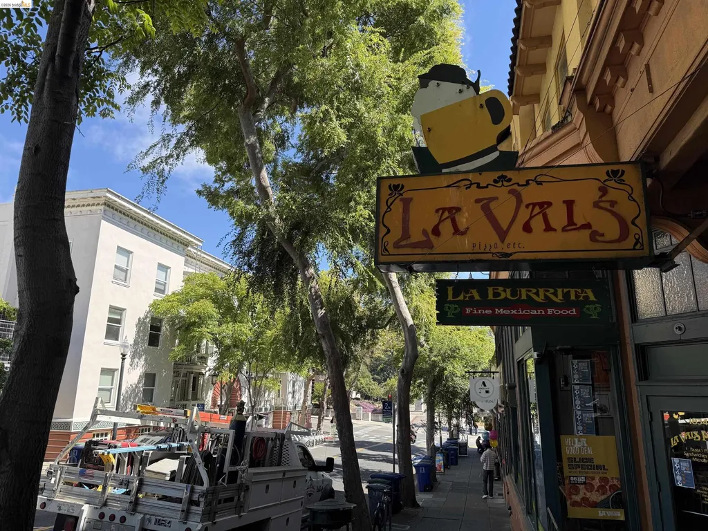 2444 Virginia Berkeley CA 94709
