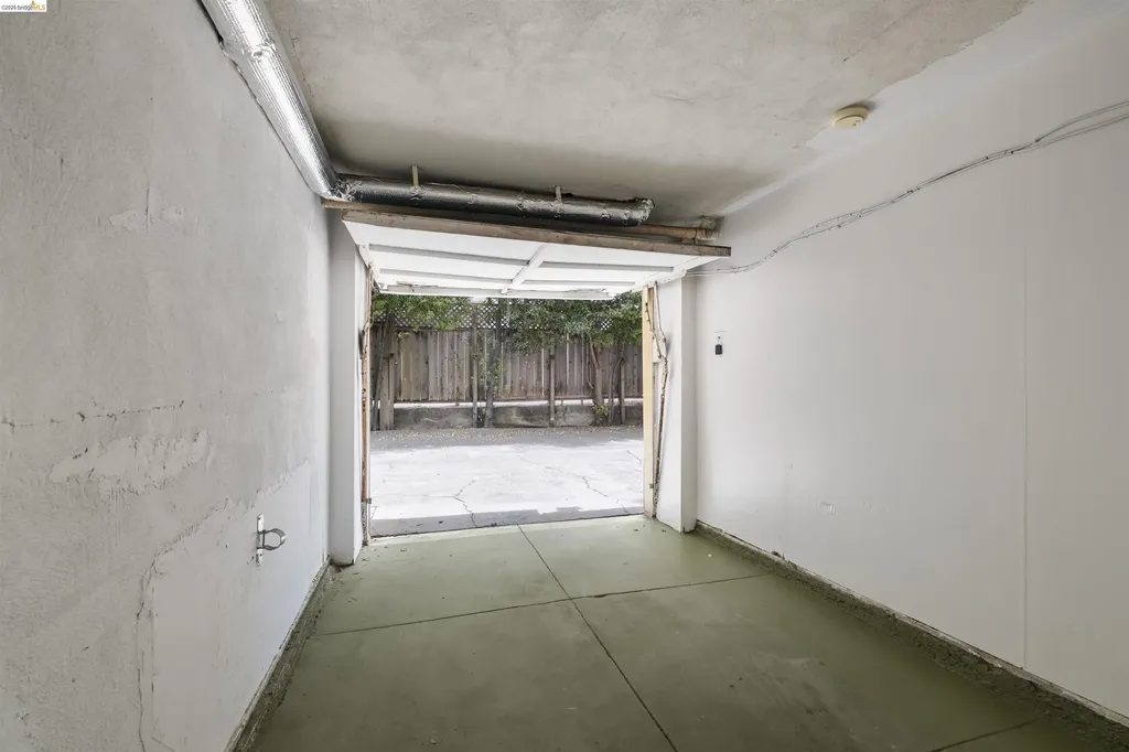 2444 Virginia Berkeley CA 94709