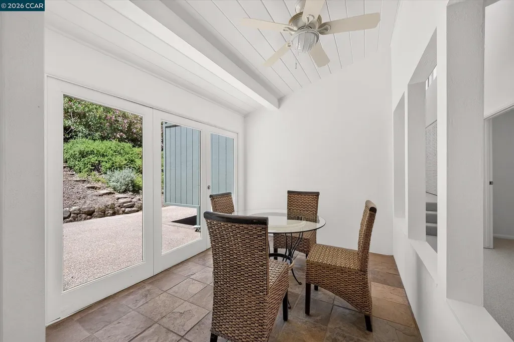 53 Sleepy Hollow Lane Orinda CA 94563