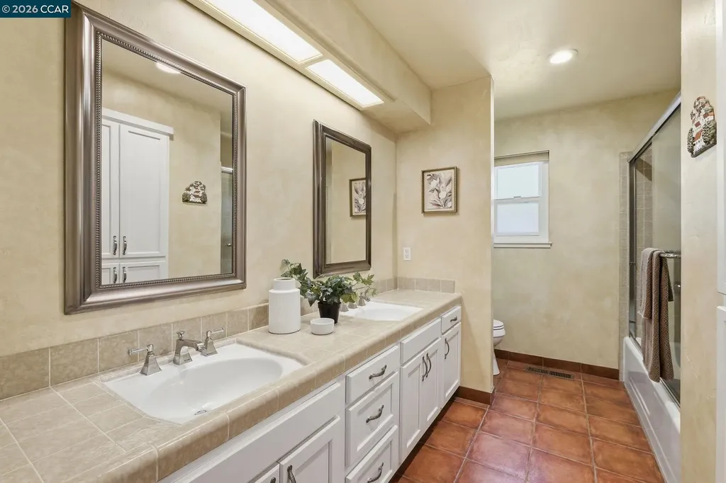 141 Donaleen Court Martinez CA 94553