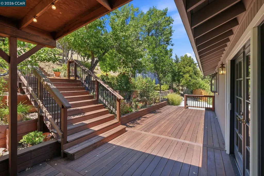 141 Donaleen Court Martinez CA 94553