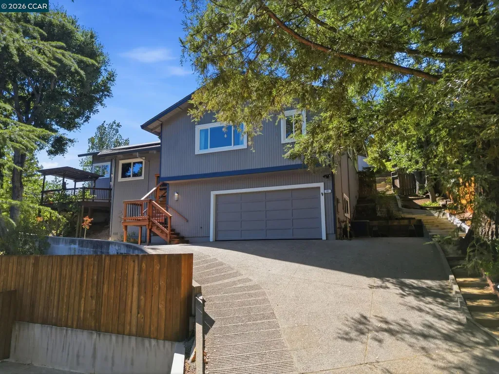 141 Donaleen Court Martinez CA 94553