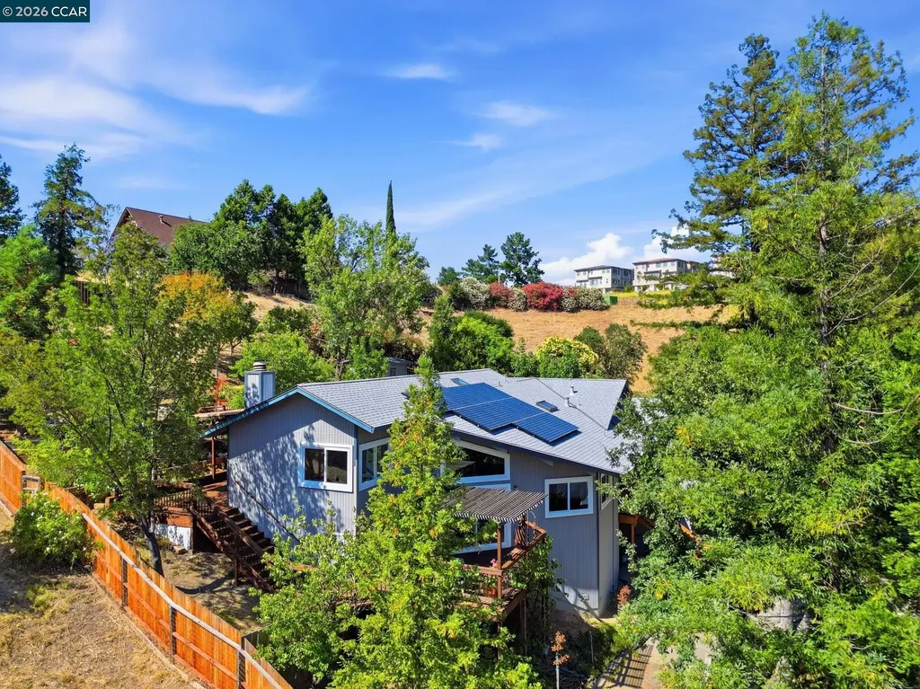 141 Donaleen Court Martinez CA 94553