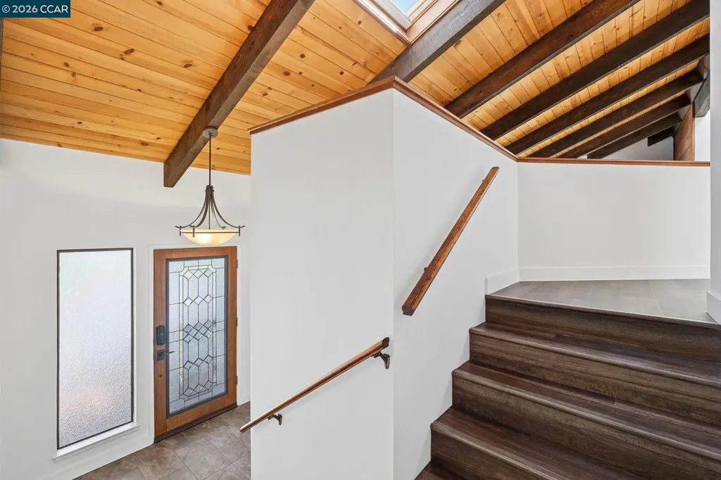 141 Donaleen Court Martinez CA 94553