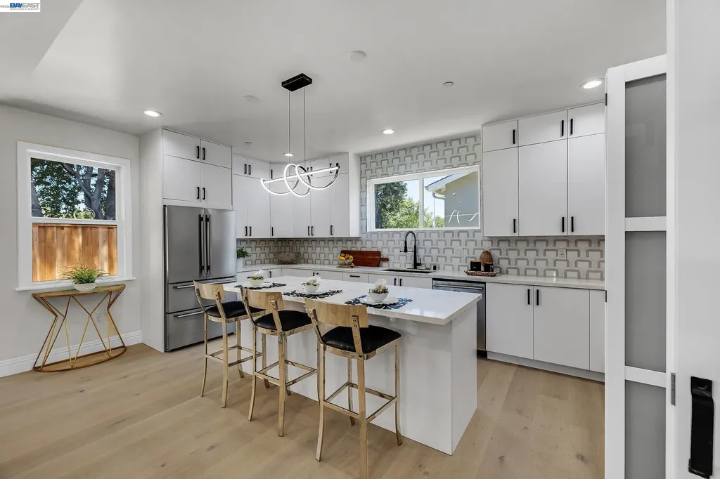 34914 Moina Shaiq Common Fremont CA 94555
