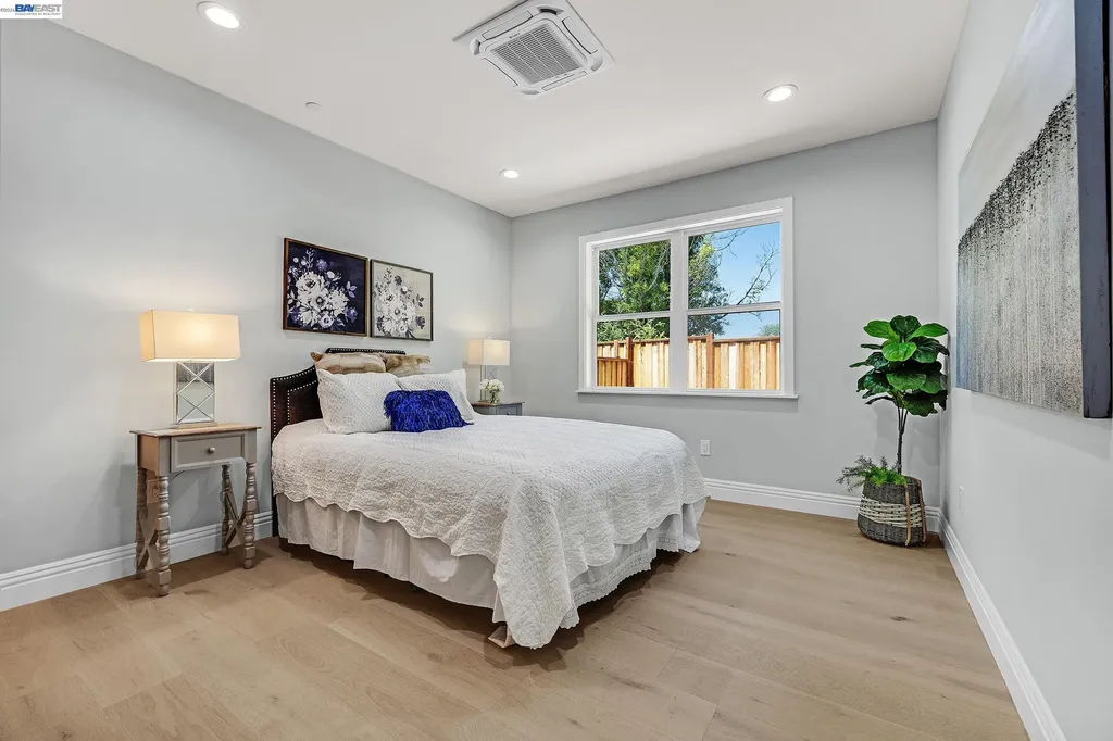 34914 Moina Shaiq Common Fremont CA 94555