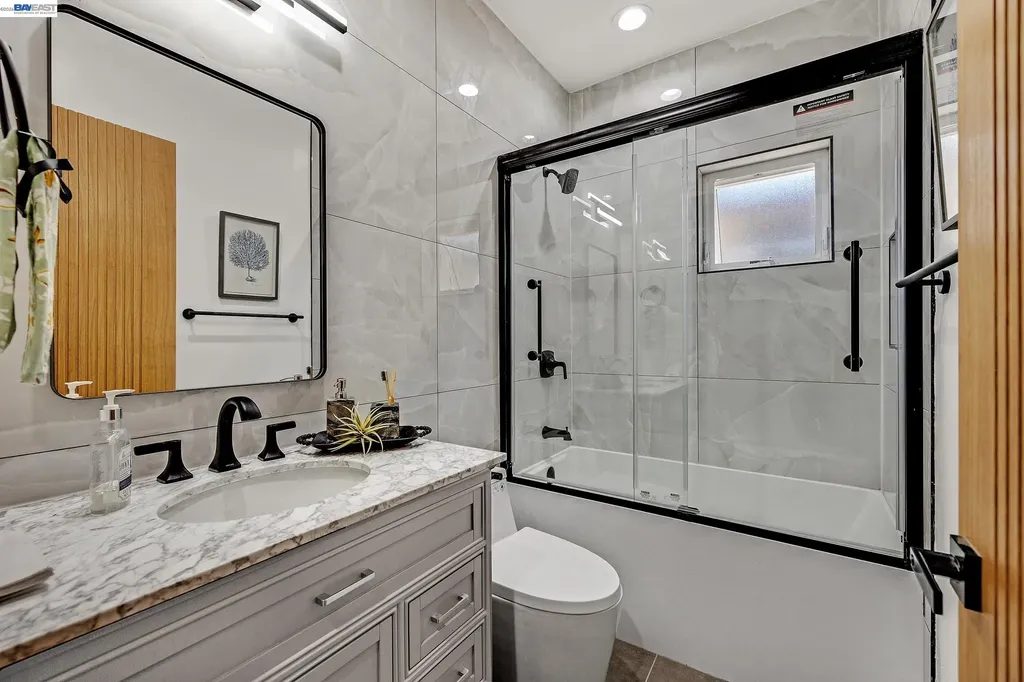 34914 Moina Shaiq Common Fremont CA 94555