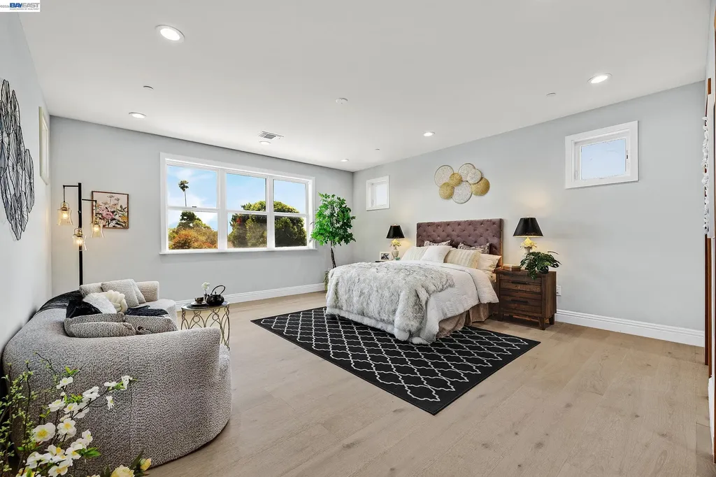 34914 Moina Shaiq Common Fremont CA 94555