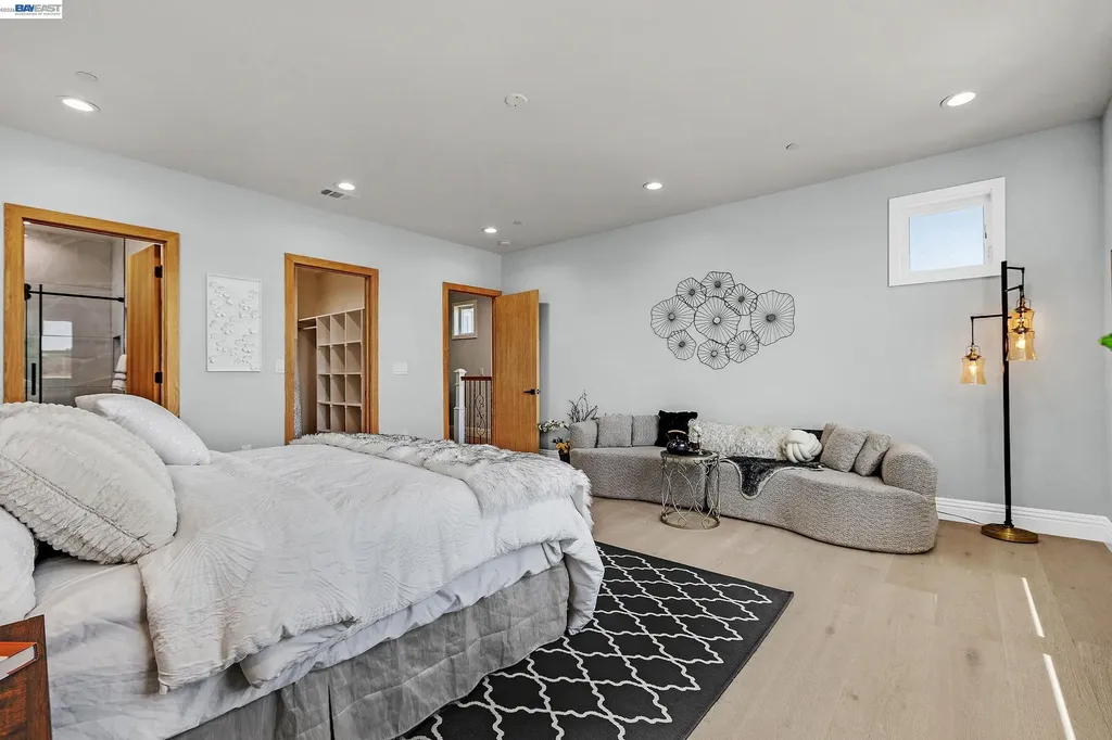 34914 Moina Shaiq Common Fremont CA 94555