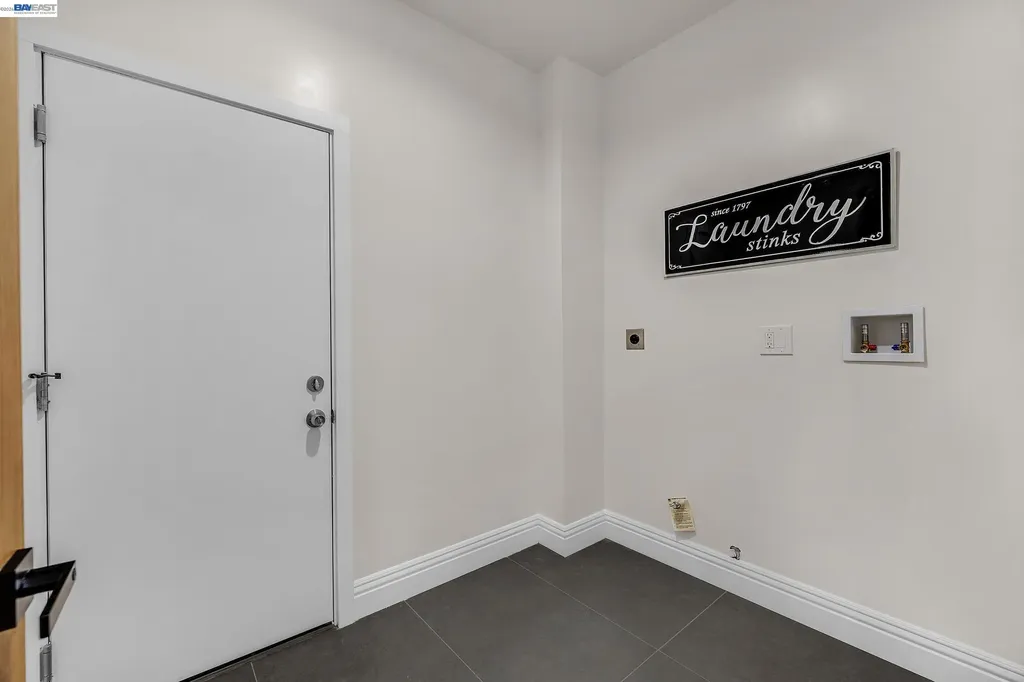 34914 Moina Shaiq Common Fremont CA 94555