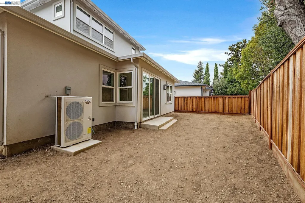 34914 Moina Shaiq Common Fremont CA 94555