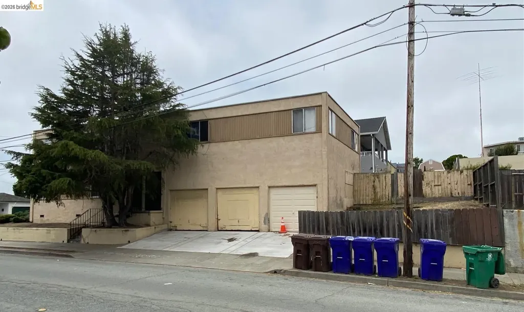 2425 San Joaquin Street Richmond CA 94804