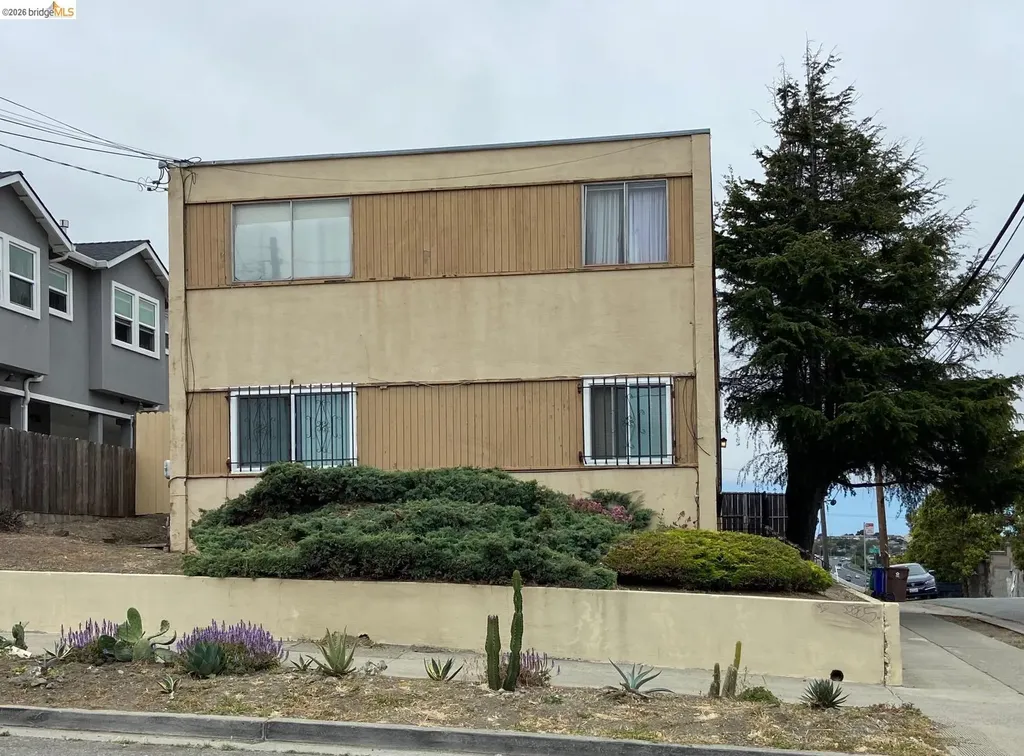 2425 San Joaquin Street Richmond CA 94804