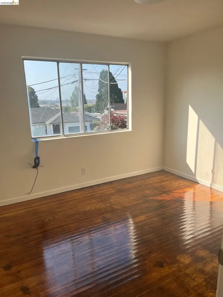 2425 San Joaquin Street Richmond CA 94804