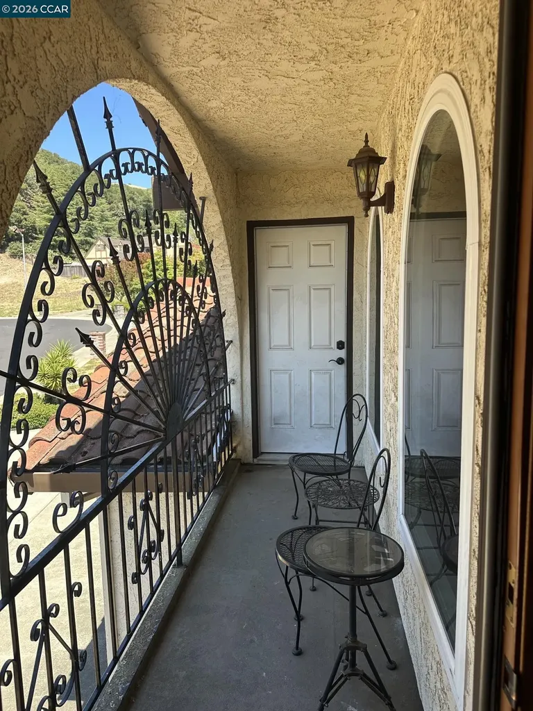 140 Travalini Court El Sobrante CA 94803