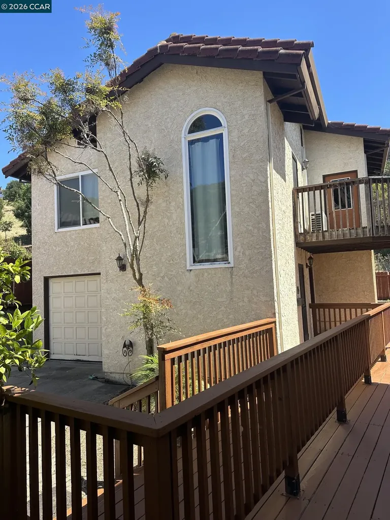 140 Travalini Court El Sobrante CA 94803
