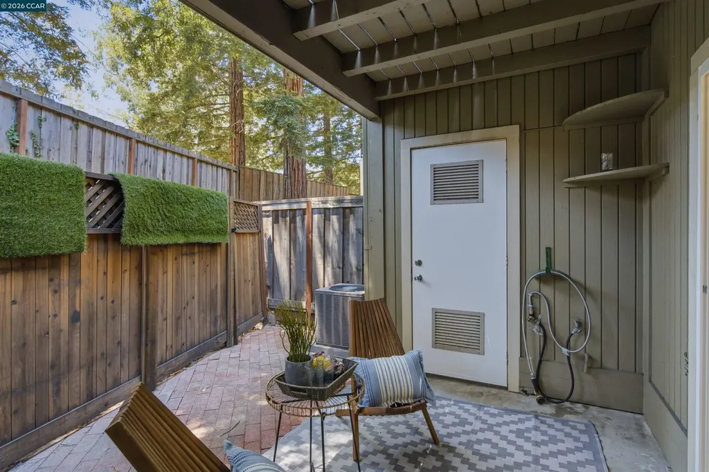 458 Eastgate Lane Martinez CA 94553
