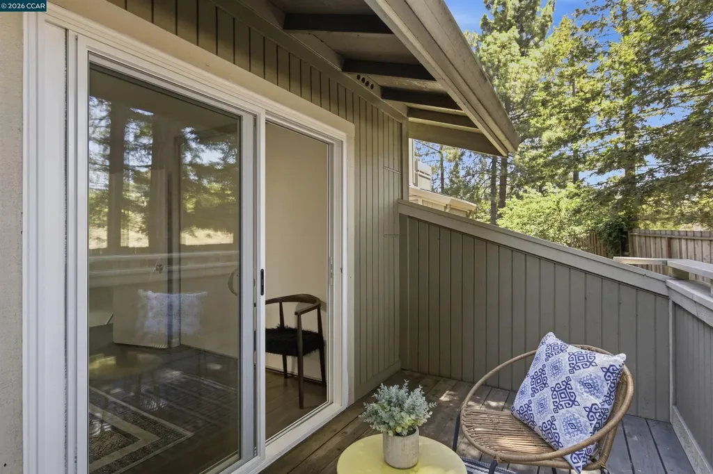458 Eastgate Lane Martinez CA 94553
