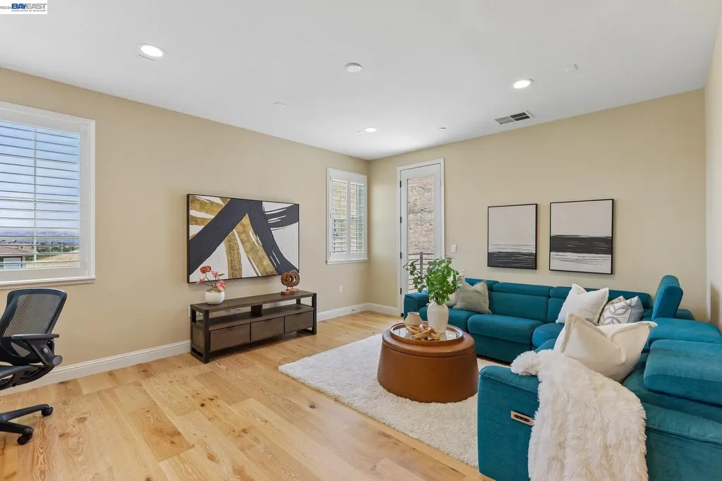 4203 Oak Knoll Drive Dublin CA 94568