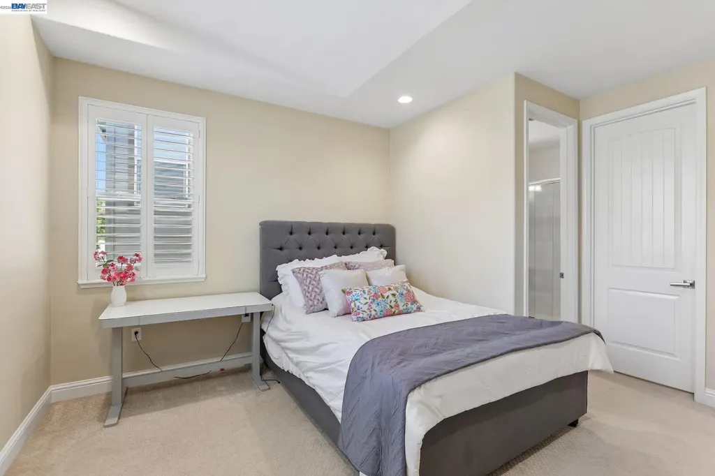 4203 Oak Knoll Drive Dublin CA 94568