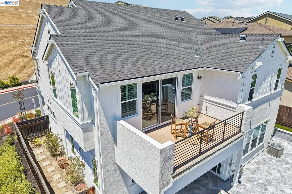 4203 Oak Knoll Drive Dublin CA 94568