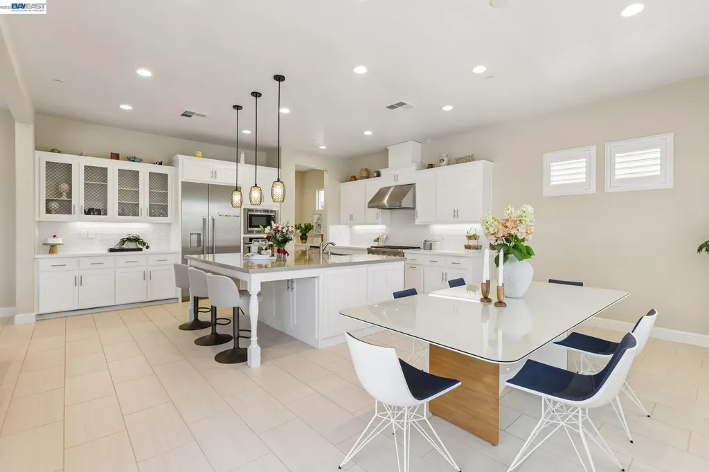 4203 Oak Knoll Drive Dublin CA 94568