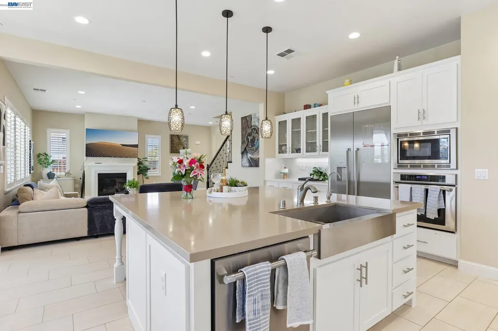 4203 Oak Knoll Drive Dublin CA 94568